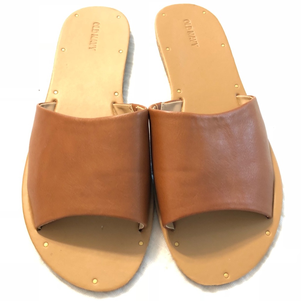 Old Navy Sandals Size 10!